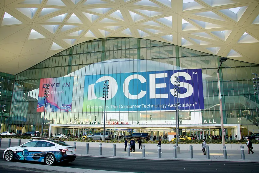 CES 2025 開催中のラスベガス・コンベンションセンター West Hall 外観